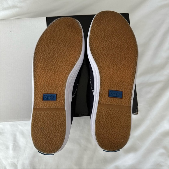 Keds Women's Champion Sneaker in navy (size 5) - Picture 7 of 8